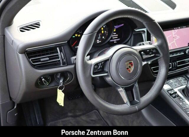 Porsche Macan II 2.0 A/T full