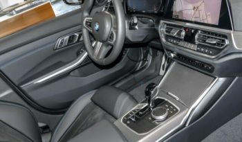 BMW rad 3 Touring 330d xDrive M Sportpaket A/T full